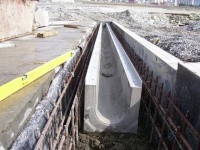 Лоток водоотводный бетонный Аквасток DN 200 H 205 1000x335x205