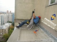 Герметизация балконов, устранение протечек и продувания на балконах и лоджиях альпинистами от МСК Промтехальп