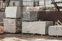 Гранитные блоки в Карелии