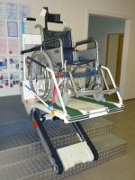 Паблик (Public) гусеничное подъемное устройство для инвалидов