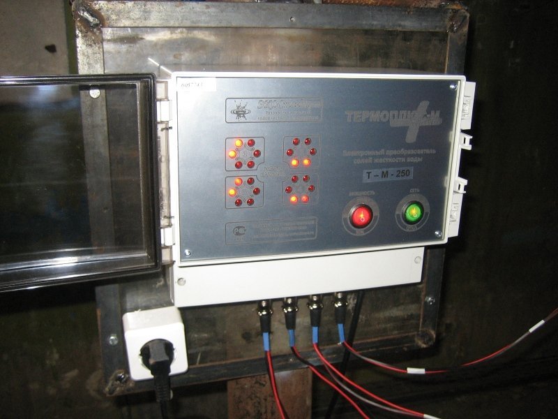 Электронный преобразователь солей жесткости (умягчители) воды серии «ТермоПлюс-М» модель Т-М-250