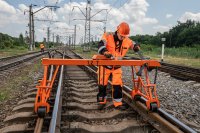 Железнодорожный ручной козловой кран