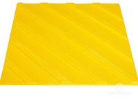 Тактильная плитка с диагональными рифами 50х50х5 желтая
