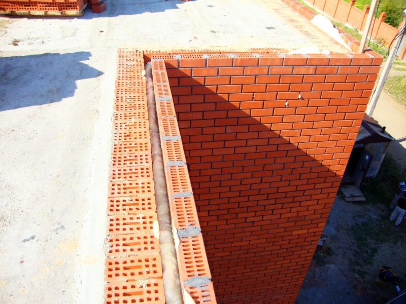 Базальтовая сетка "BASFIBER" – незаменимый материал для кладки стен