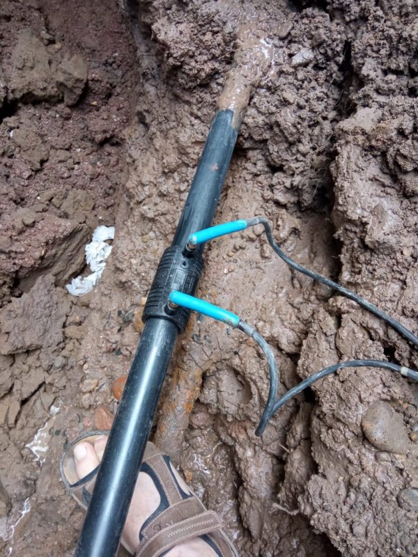 Сварка полиэтиленовых труб ПНД, ПЭ электромуфтами Срочный выезд в ...