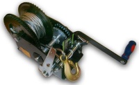 Лебедка ручная барабанная (тросовая) двухрежимная с ручным тормозом грузоподъмность 1454кг SKRAB