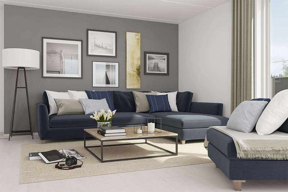 Стильное сочетание серого и глубокого синего цвета в интерьере гостиной 