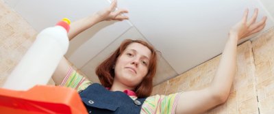 Инструкция: как клеить потолочную плитку