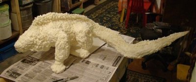 Скульптуры из монтажной пены: Дракон и игуана