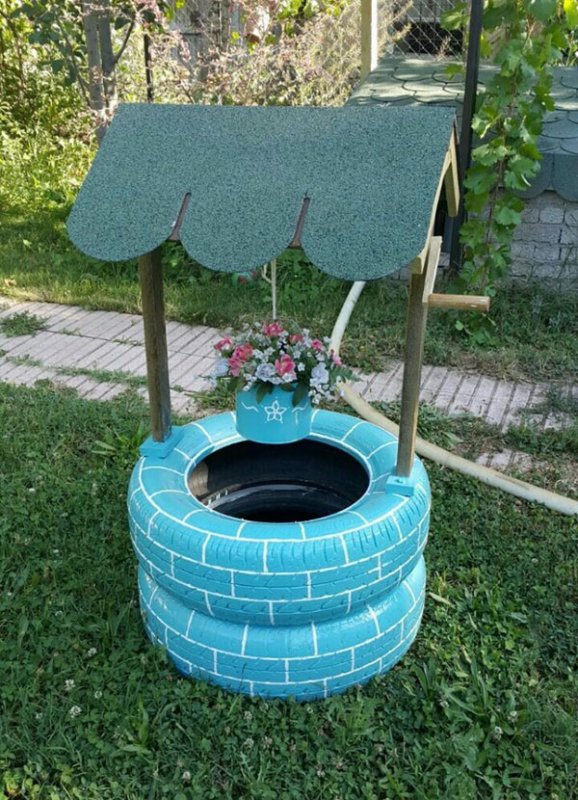 Декоративный колодец на даче – 60 идей как сделать его своими руками