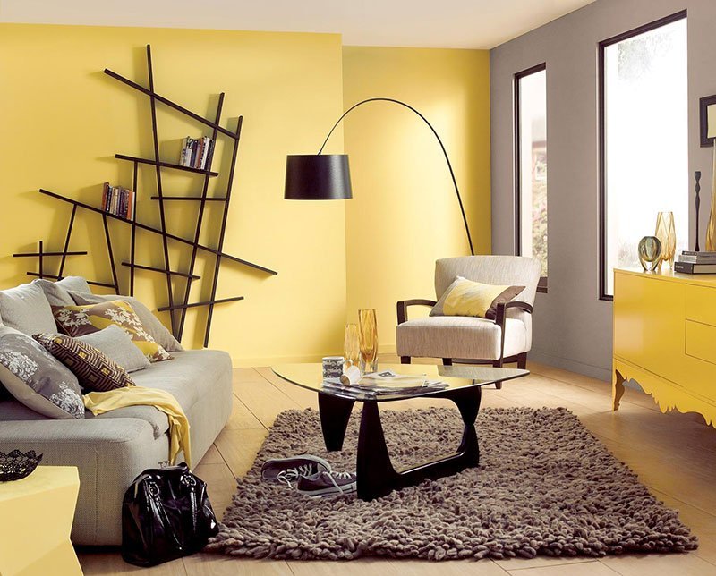yellow interior 048 lg